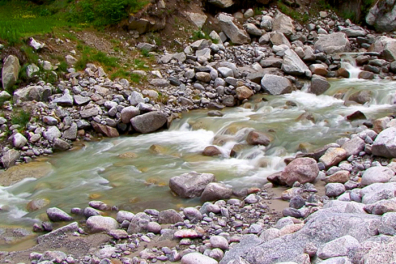 Transport et sédimentation dans un torrent alpin - 2mn 53s